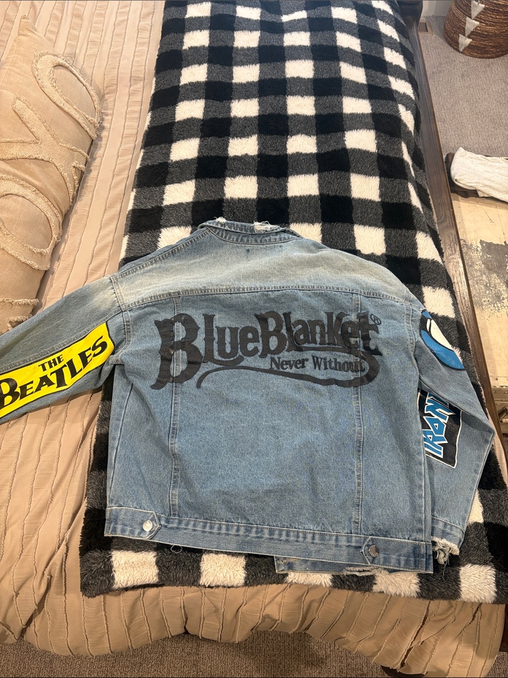 Denim Patch Jean Jacket - Blue with Band Patches - Picture 3 of 3
